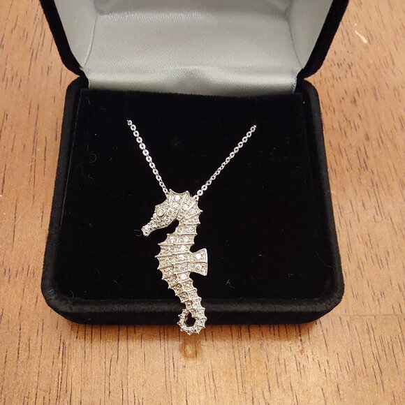 vintage sea theme Jewelry - SEAHORSE NECKLACE, VERY BEAUTIFUL VINTAGE